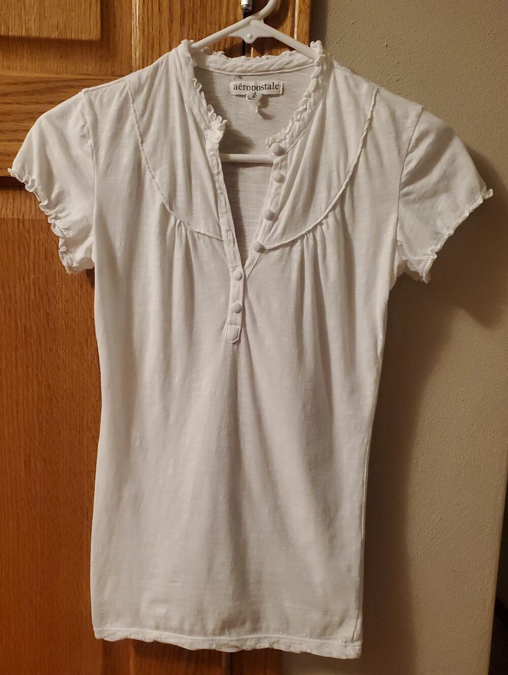 Aeropostale Aero Junior Short Sleeve Henley White Size Small Shirt Top Blouse